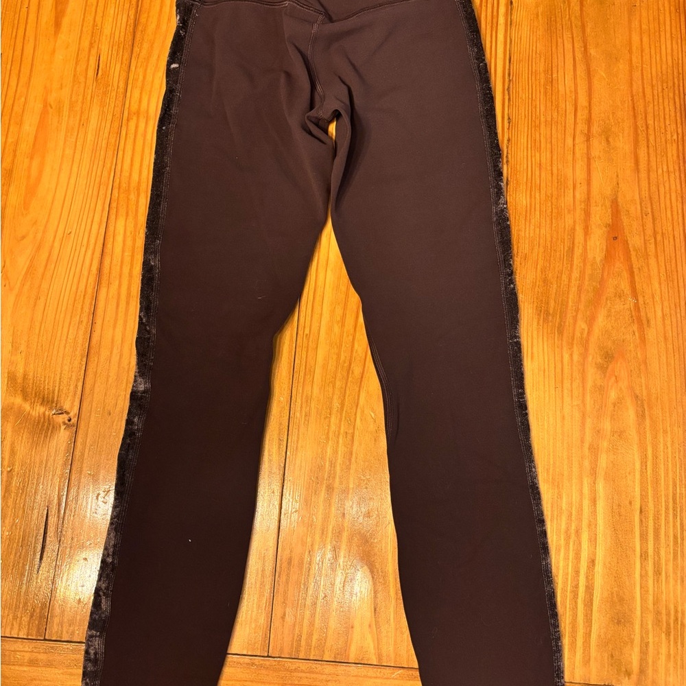 Lululemon Athletica Brown Leggings Sleek Stretchy Fit - Picture 2 of 5
